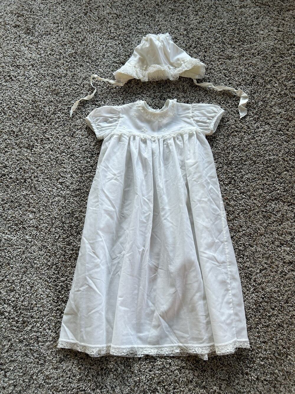 Vintage Baby Christening Gown & Bonnet White Lace Baptism Dress Long F26